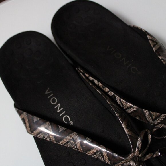 Vionic Sandal Womens Size 10 Geometrical Rest Bella II Toe Post Chevron Black - Picture 4 of 8